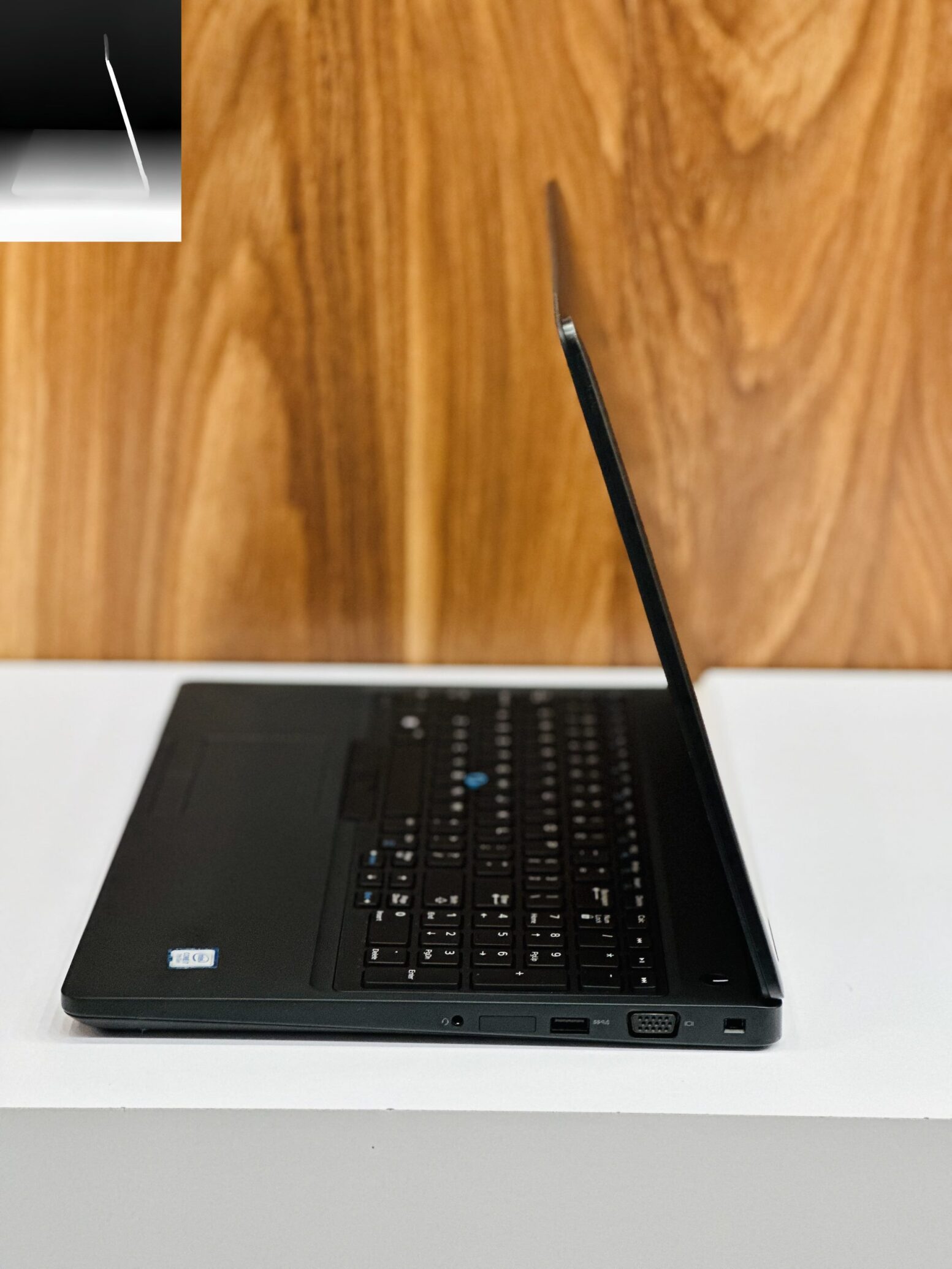  بهترین لپ تاپ استوک | Dell Latitude 5580 | i5 | RAM 8 | 256SSD 