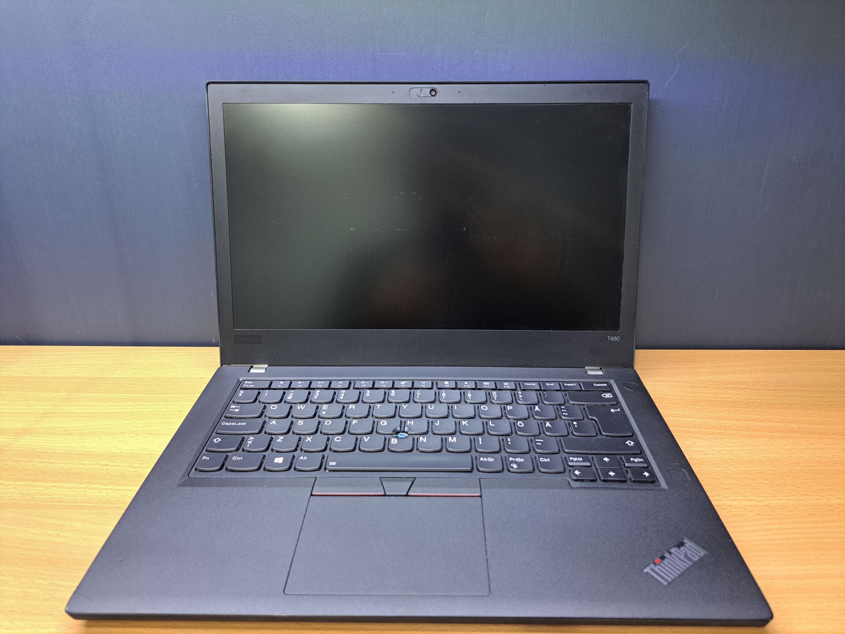  مشخصات لپ تاپ استوک لنوو lenovo t480- i5-8-256-intel-touch 